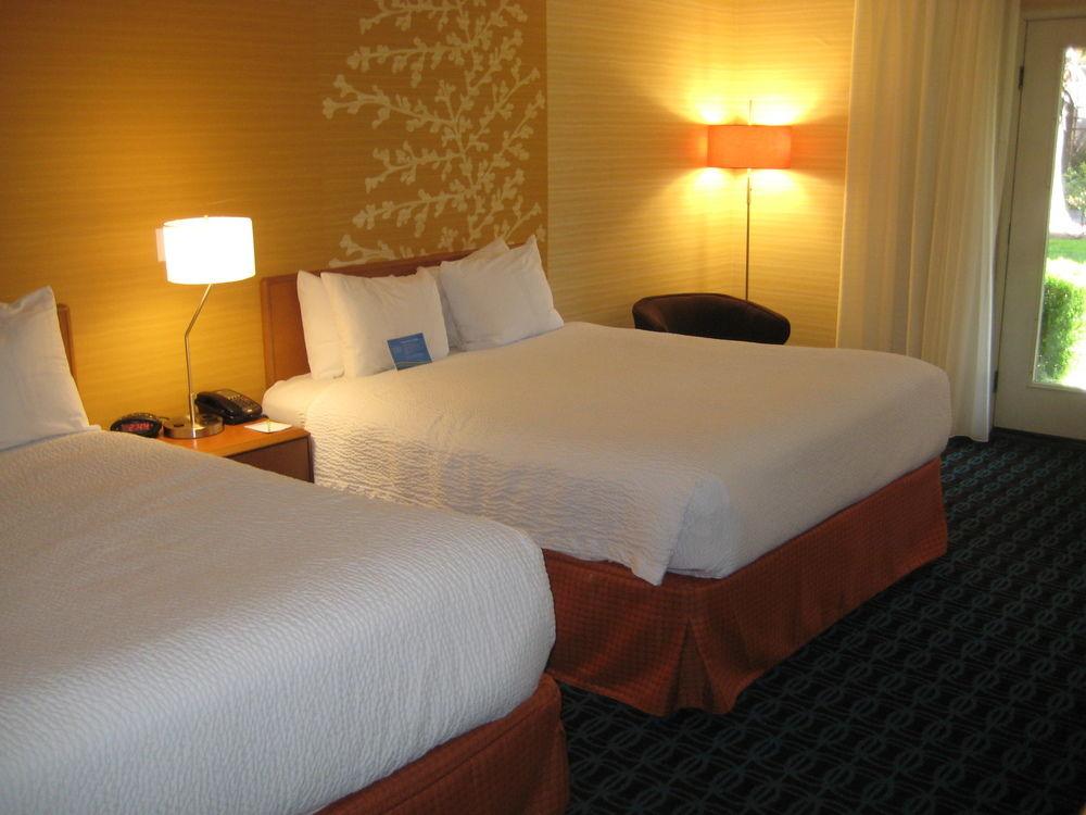 Fairfield Inn And Suites By Marriott San Jose Airport Екстериор снимка