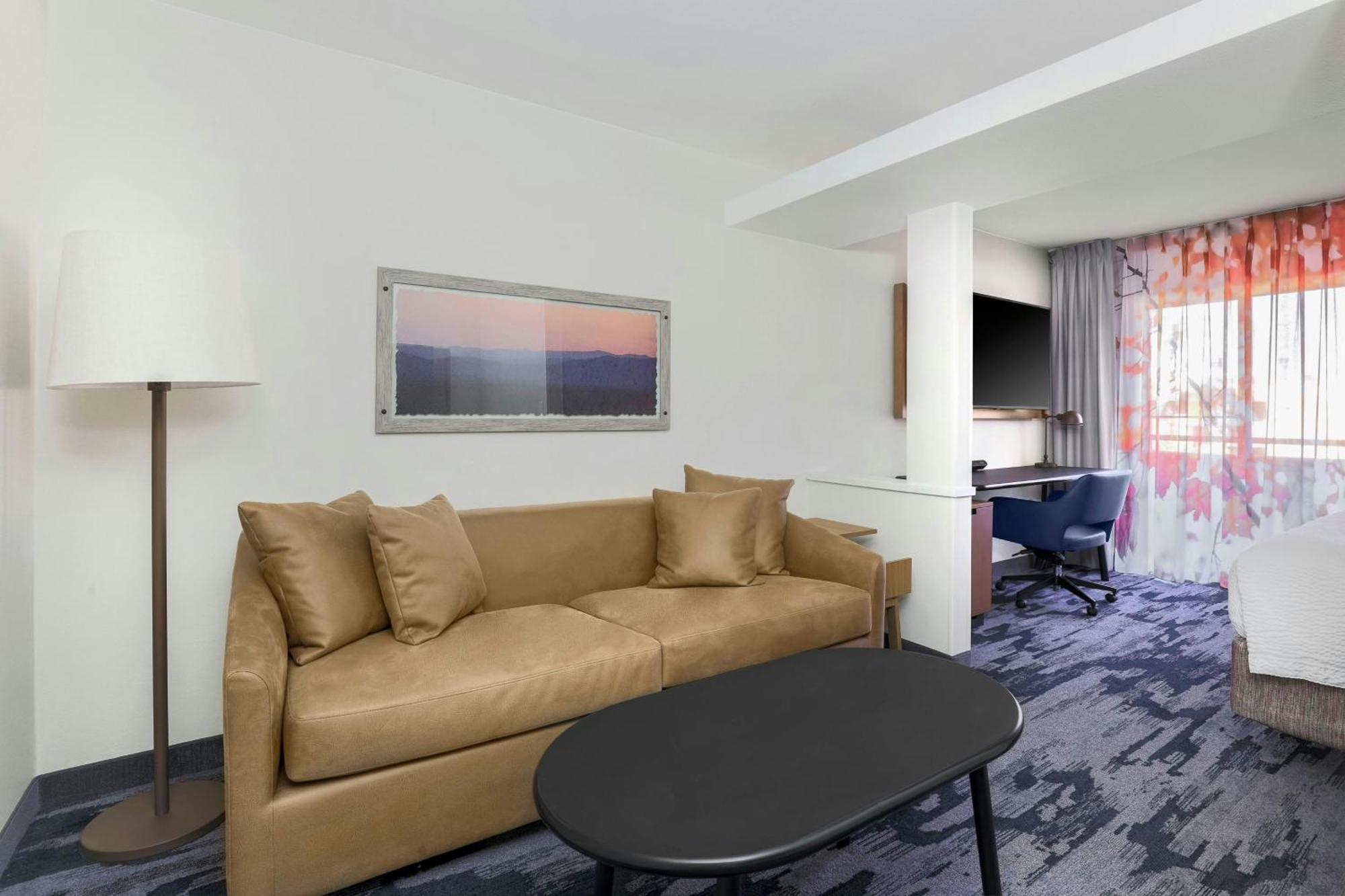 Fairfield Inn And Suites By Marriott San Jose Airport Екстериор снимка