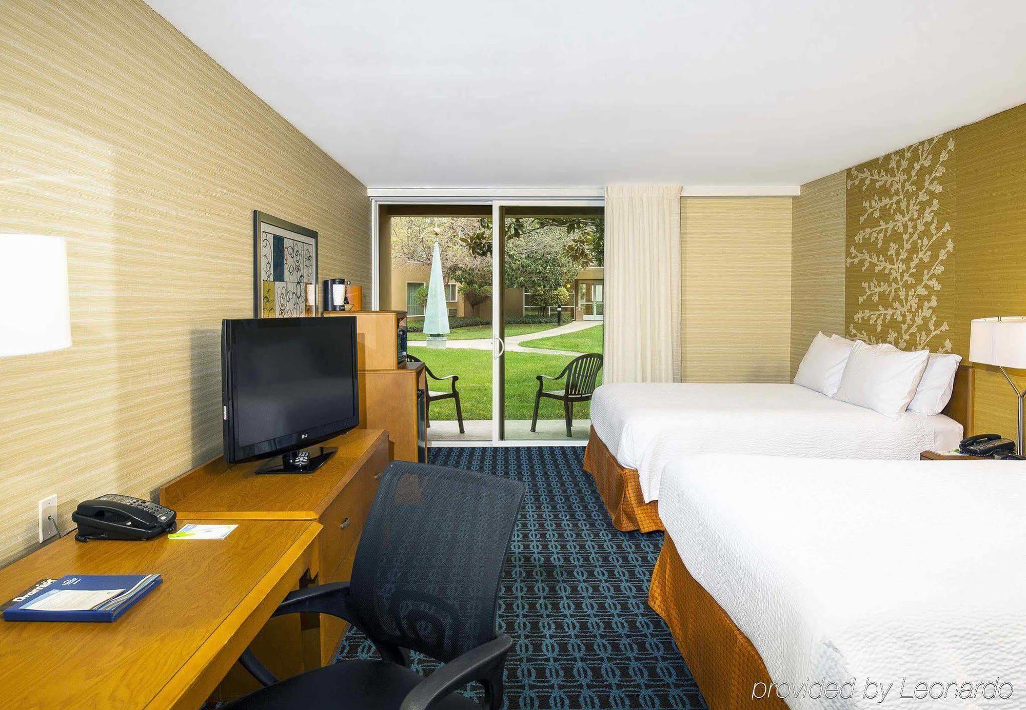 Fairfield Inn And Suites By Marriott San Jose Airport Екстериор снимка