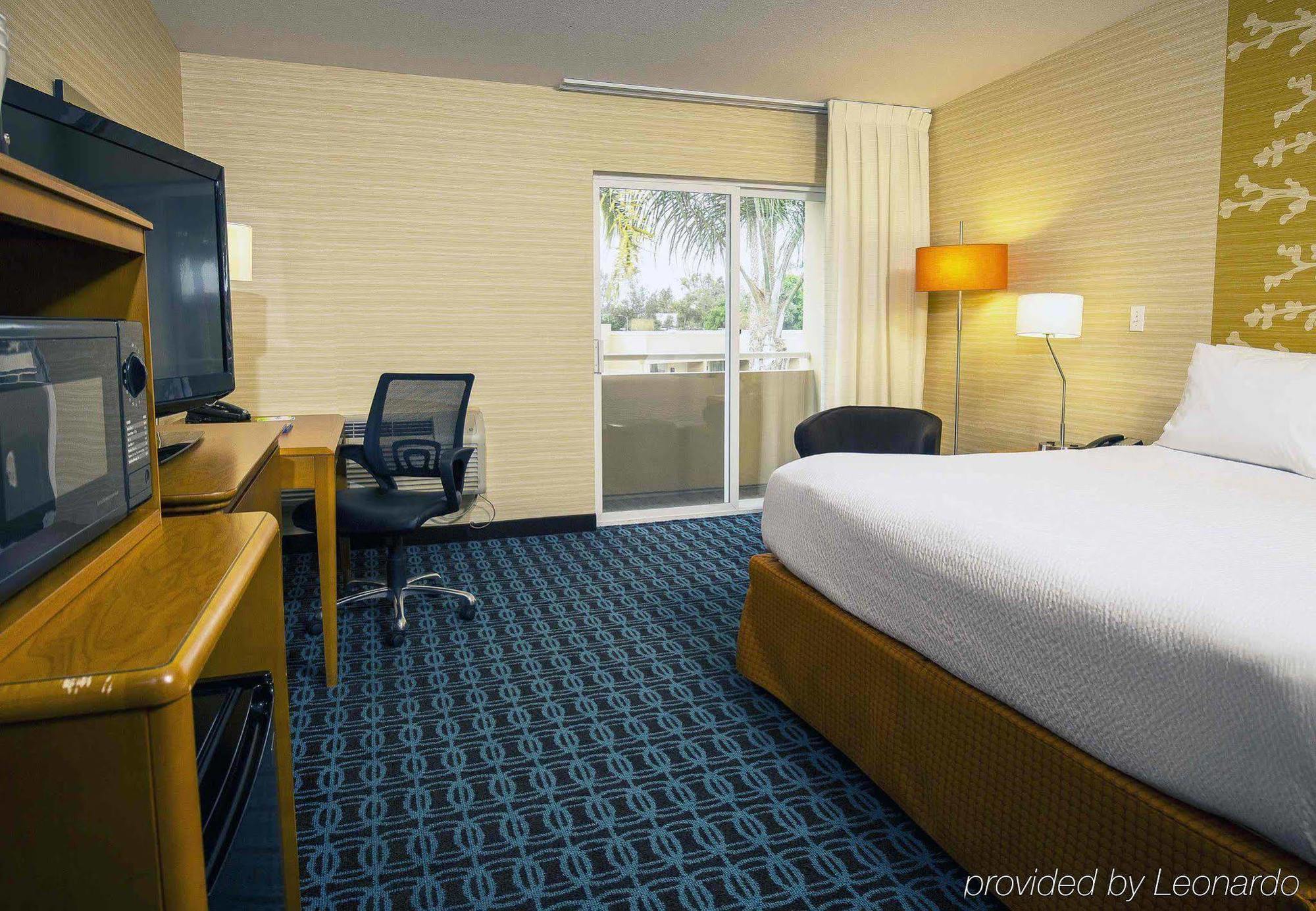 Fairfield Inn And Suites By Marriott San Jose Airport Екстериор снимка