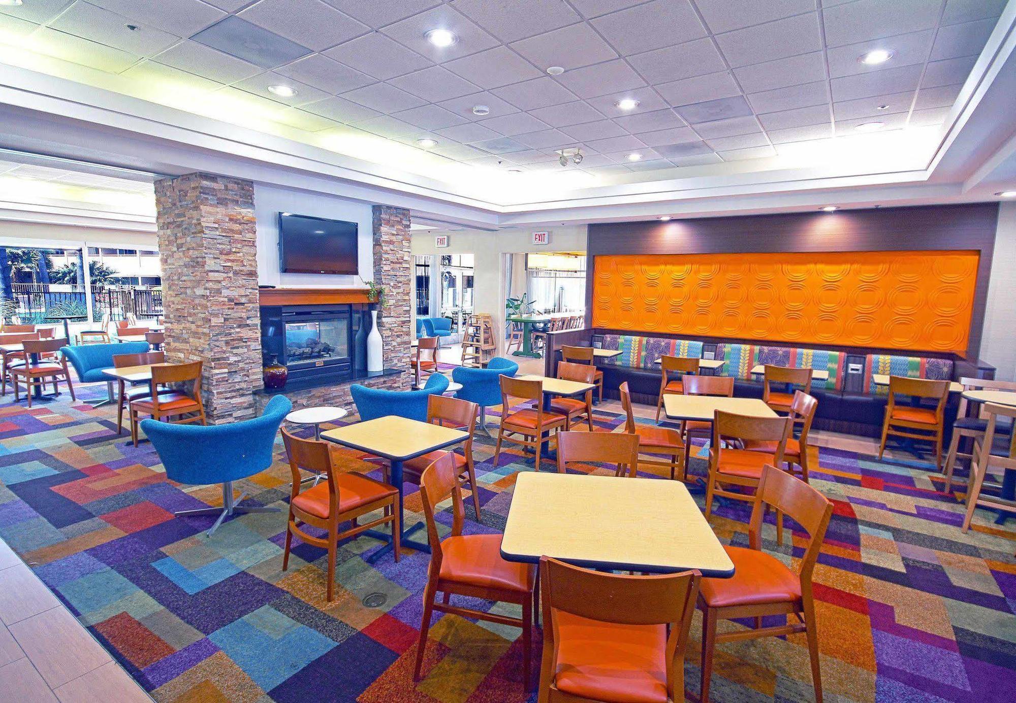 Fairfield Inn And Suites By Marriott San Jose Airport Екстериор снимка