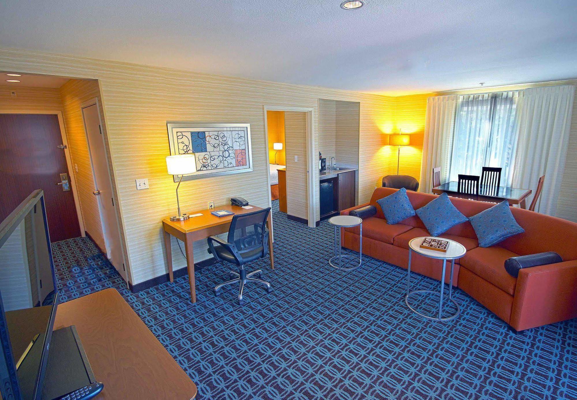 Fairfield Inn And Suites By Marriott San Jose Airport Екстериор снимка